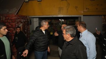 محافظ الجيزة يتخذ إجراءات قانونية مع المحلات المخالفة لمواعيد الغلق