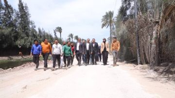 رصف طريق أم الرضا بكفر البطيخ بالجهود الذاتية رصف طريق أم الرضا بكفر البطيخ بالجهود الذاتية