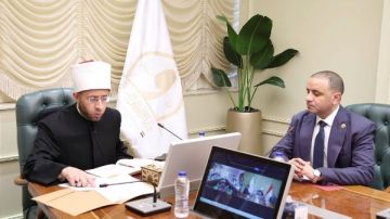 وزير الأوقاف يناقش تعظيم عوائد الوقف وتطوير آليات استثماره.. صور