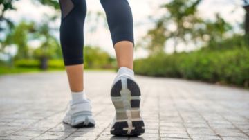 دراسة: المشي نصف ساعة يوميا يقلل خطر الإصابة بسرطان الثدي