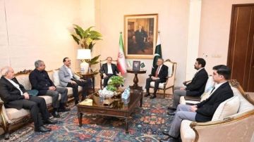 مصدر باكستاني: عراقجي قدم مطالب طهران وتحفظاتها بشأن الشروط الأمريكية لإسلام آباد