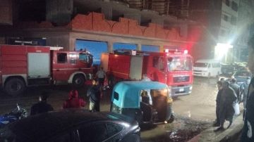 السيطرة على حريق شب فى مصنع ملابس بشبرا الخيمة