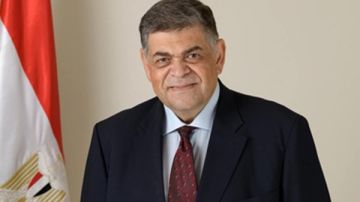 وزير التعليم العالي يهنئ الدكتور أشرف حاتم لفوزه بعضوية لجنة الصحة بالاتحاد البرلماني الدولي