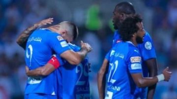 الهلال تقدم على ضمك بهدف نظيف في الشوط الأول بالدوري السعودي