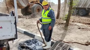 صرف القاهرة ترفع درجة الاستعداد وتدفع بـ137 معدة للتعامل مع الأمطار .. صور