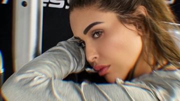 مي سليم تخطف الأنظار في إطلالة جديدة من الچيم مي سليم تخطف الأنظار في إطلالة جديدة من الچيم