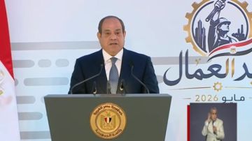 الرئيس السيسي: عمال مصر يمثلون سواعد الأمة ودعائم نهضتها الرئيس السيسي: عمال مصر يمثلون سواعد الأمة ودعائم نهضتها