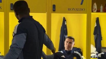 كريستيانو رونالدو يحتفل بعيد ميلاد ساديو ماني كريستيانو رونالدو يحتفل بعيد ميلاد ساديو ماني