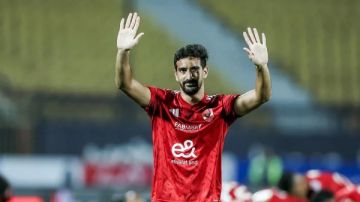 أزمة مشاركة بن رمضان مع الأهلي تهدد مستقبله الدولي