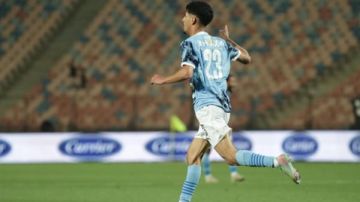 إصابة قوية تنقل أحمد عاطف قطة إلى المستشفى خلال مباراة الزمالك وبيراميدز