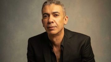 كلمة الحق لا تموت.. حساب ضياء العوضي ينعاه بكلمات مؤثرة