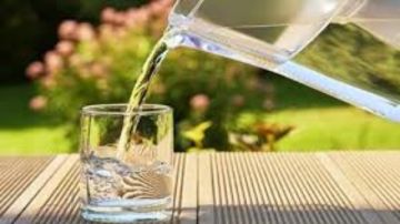 كم لتر ماء يجب على طفلك تناوله يوميا؟ كم لتر ماء يجب على طفلك تناوله يوميا؟