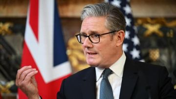 ستارمر يبحث مع قادة الخليج أمن الملاحة في مضيق هرمز وسط انتقادات أمريكية