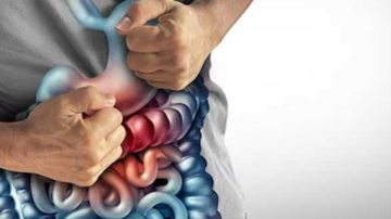 كيف تهدئ نوبات القولون العصبي بسرعة؟.. 6 حلول فعالة خلال دقائق