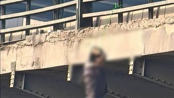 مأساة تهز شبرا الخيمة.. شاب ينهي حياته شنقا أعلى كوبري المظلات مأساة تهز شبرا الخيمة.. شاب ينهي حياته شنقا أعلى كوبري المظلات