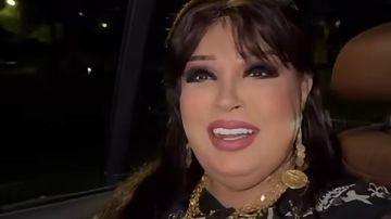 واخدة عين جامدة أوي.. فيفي عبده تحتفل بعيد ميلادها بطريقتها