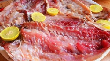 نصائح لتفادى خطر وتسمم الفسيخ