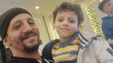 اتهموه بمعاكسة اختهم.. جلسة صلح تنتهي بطعنة نافذة لعامل بمخبز.. ووالدة المتهم: عيل وغلط اتهموه بمعاكسة اختهم.. جلسة صلح تنتهي بطعنة نافذة لعامل بمخبز.. ووالدة المتهم: عيل وغلط