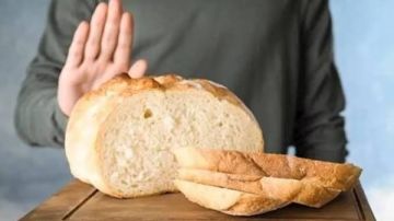 ماذا يحدث للجسم عند التوقف نهائيا عن تناول الخبر بالدقيق الأبيض؟ ماذا يحدث للجسم عند التوقف نهائيا عن تناول الخبر بالدقيق الأبيض؟