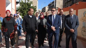 محافظ بورسعيد يتفقد الانتهاء من أعمال تطوير مدرسة الزهراء بمنطقة الحزب.. شاهد