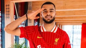 جاكبو: محمد صلاح أسطورة ليفربول.. وأدين له بالكثير جاكبو: محمد صلاح أسطورة ليفربول.. وأدين له بالكثير