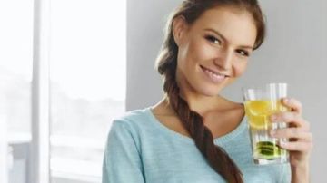 3 مشروبات تساعدك على خسارة الوزن بشكل سريع 3 مشروبات تساعدك على خسارة الوزن بشكل سريع