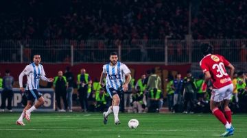 تسلل   الفار يلغي هدف تريزيجيه للأهلي أمام بيراميدز