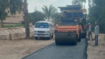 محافظ كفر الشيخ يتابع رصف طريق شباس عمير الكردي في قلين صور