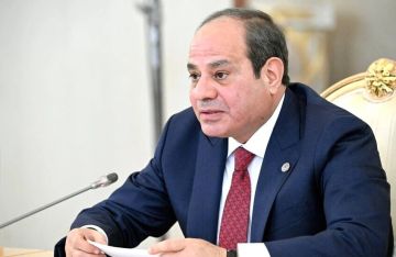 السيسي يشدد على حرية الملاحة وإخلاء الشرق الأوسط من الأسلحة النووية السيسي يشدد على حرية الملاحة وإخلاء الشرق الأوسط من الأسلحة النووية
