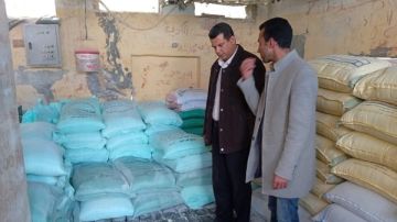 ضبط ما يقرب من 4 أطنان دقيق مدعم داخل مطحن خاص في الباجور