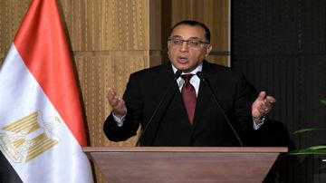 مدبولي: تمويل سباين خاص 100 ولا إنفاق حكومي عليه فيديو مدبولي: تمويل سباين خاص 100 ولا إنفاق حكومي عليه فيديو