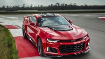 شيفروليه كامارو 2028.. عودة مرتقبة بتصميم رباعي الأبواب صور