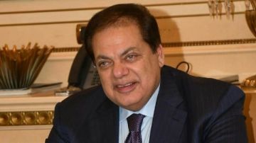 أبو العينين يهنئ السفير علاء يوسف برئاسة هيئة الاستعلامات : كفاءة دبلوماسية تعزز صورة مصر دوليا