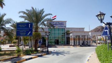 وزارة النقل تكشف بالتفاصيل جهودها للمساهمة في تحقيق التنمية في سيناء الحبيبة صور