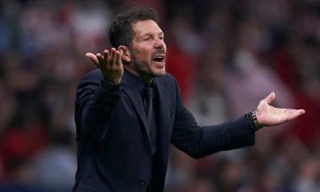 المدير الفني لـ أتلتيكو مدريد: مواجهة برشلونة مختلفة.. واللاعبون هم الحاسمون المدير الفني لـ أتلتيكو مدريد: مواجهة برشلونة مختلفة.. واللاعبون هم الحاسمون