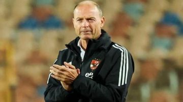 صدمة لـ توروب .. الأهلي يتلقى ضربة موجعة قبل لقاء بيراميدز صدمة لـ توروب .. الأهلي يتلقى ضربة موجعة قبل لقاء بيراميدز
