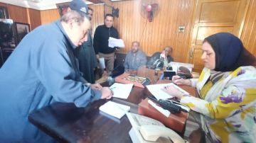 لإقامة وحدة صحية ومحطة صرف.. مواطنون يتبرعون بـ 9.5 قيراط بكفر الشيخ صور لإقامة وحدة صحية ومحطة صرف.. مواطنون يتبرعون بـ 9.5 قيراط بكفر الشيخ صور