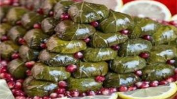 طريقة عمل ورق العنب بدبس الرمان.. طعم حكاية ومذاق لا يقاوم