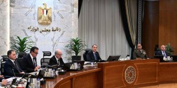 قرارات جديدة لـ الوزراء .. العمل عن بعد ومشروعات في سيناء والأهرامات