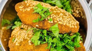 بدون ماتشرب زيت.. طريقة عمل الطعمية المقرمشة وهشة
