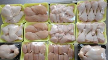 انخفاض البانيه بالأسواق.. أسعار الفراخ اليوم الإثنين