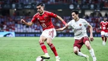 التعادل السلبي يحسم أول 20 دقيقة بين الأهلي وسيراميكا كليوباترا التعادل السلبي يحسم أول 20 دقيقة بين الأهلي وسيراميكا كليوباترا