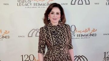 لوك مختلف.. إلهام شاهين في إطلالة تكشف رشاقتها