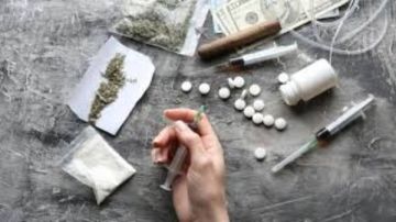 القومي للبحوث: المخدر A4 حشيش صناعي يضرب المخ مباشرة