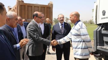 محافظ المنيا يتفقد اصطفاف معدات النظافة والرصف بمغاغة محافظ المنيا يتفقد اصطفاف معدات النظافة والرصف بمغاغة
