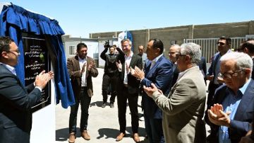 مدبولي يفتتح مصنعا لتوطين الصناعات الكيماوية المتطورة..ويؤكد حرص الحكومة على استقطاب الاستثمارات المغذية والوسيطة