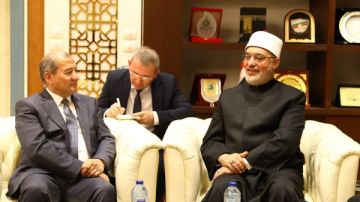 مفتي الجمهورية يبحث مع وفد أوزبكستان تعزيز التعاون في مجالات تدريب المفتين