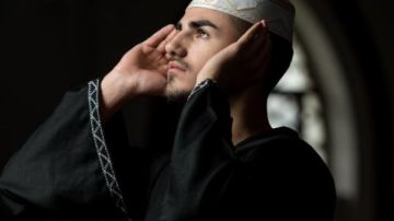 هل يجب التلفظ بالنية عند كل صلاة؟.. الإفتاء تجيب هل يجب التلفظ بالنية عند كل صلاة؟.. الإفتاء تجيب