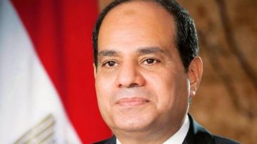 محافظ الإسماعيلية يهنئ رئيس الجمهورية بذكرى تحرير سيناء