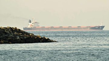 إيران: رسوم وتنسيق مع الحرس الثوري قبل عبور السفن مضيق هرمز